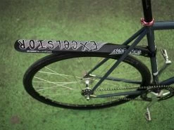 Ass-savers Fendor Bendor Regular Schutzblech - Schwarz/Weiß 8 Ass-savers Fendor Bendor Regular Schutzblech - Schwarz/Weiß -Fahrradwelt Verkauf 0035596 fendor bendor regular x chas