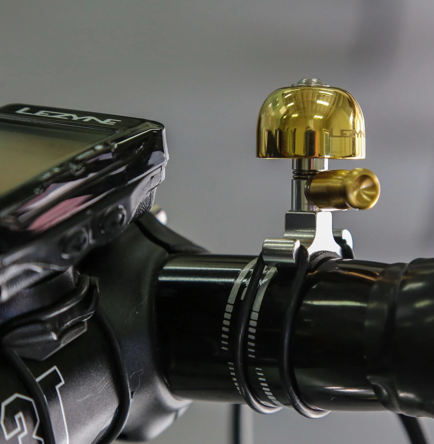 Lezyne Classic Messing Klingel - Gold 6 Lezyne Classic Messing Klingel - Gold – Bild 4